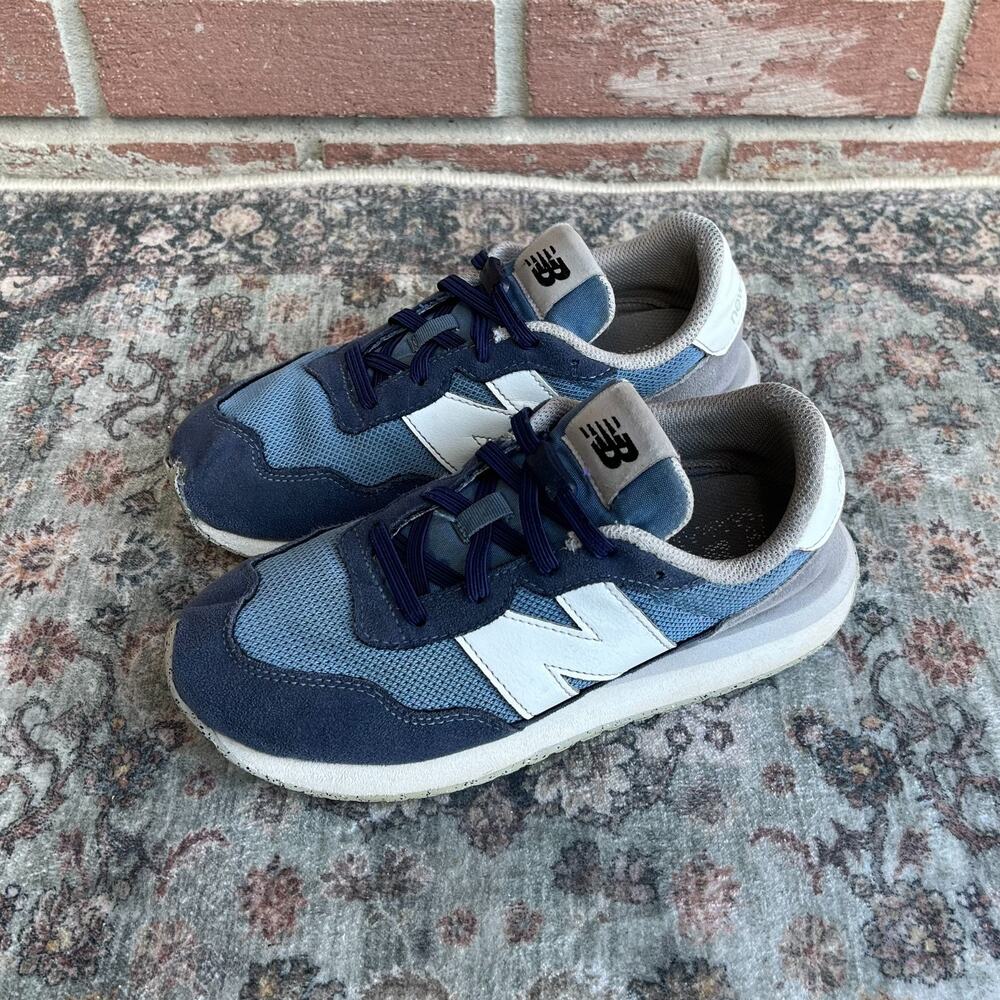 New Balance 237 Blue Grey Sneakers / Women 5.5 Kids 4Y / GS237LPW Retro Running